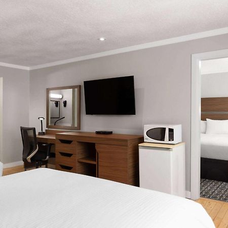 Baymont By Wyndham Edson Hotel Kültér fotó