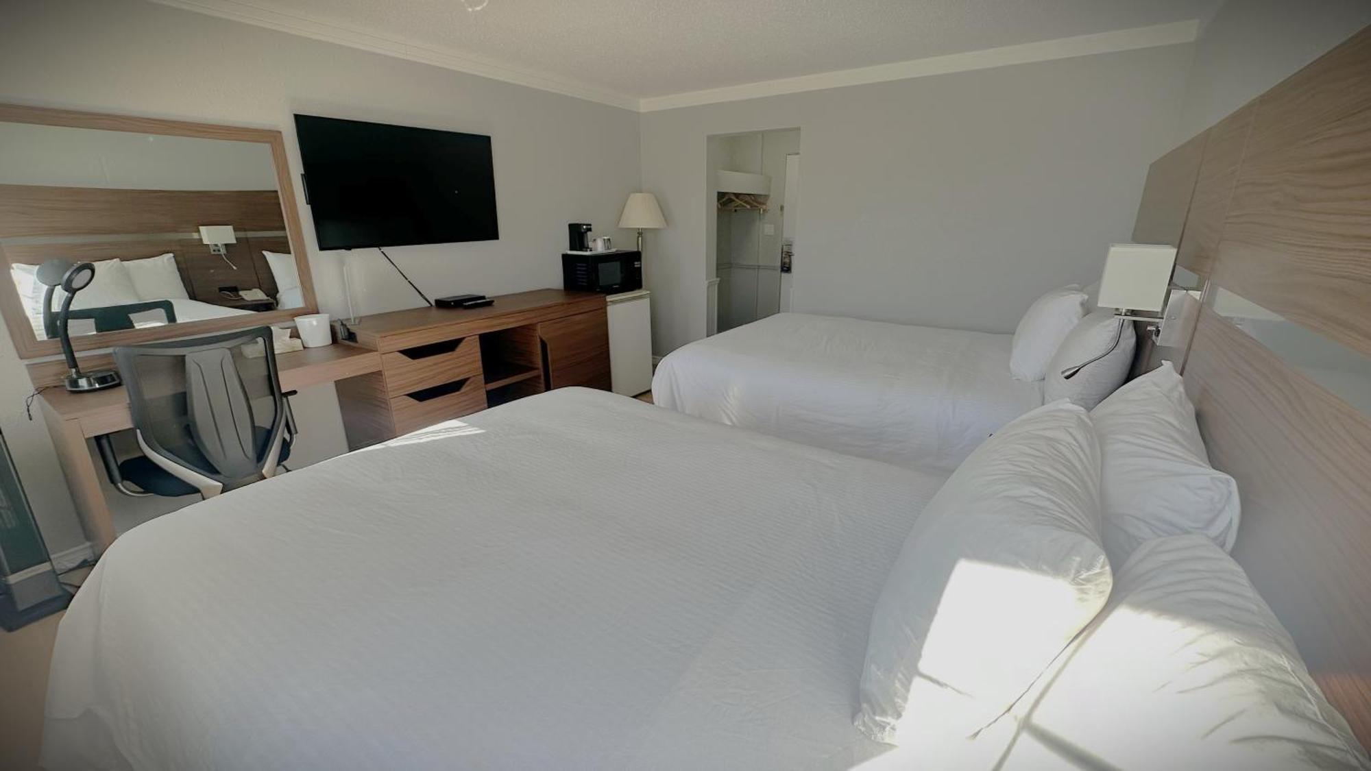 Baymont By Wyndham Edson Hotel Kültér fotó