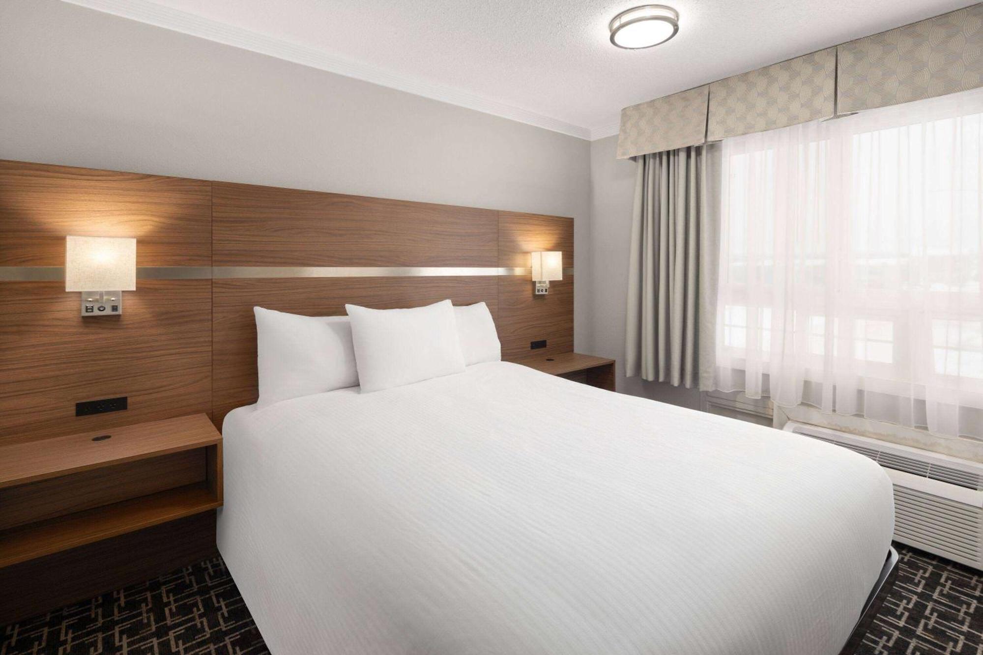 Baymont By Wyndham Edson Hotel Kültér fotó