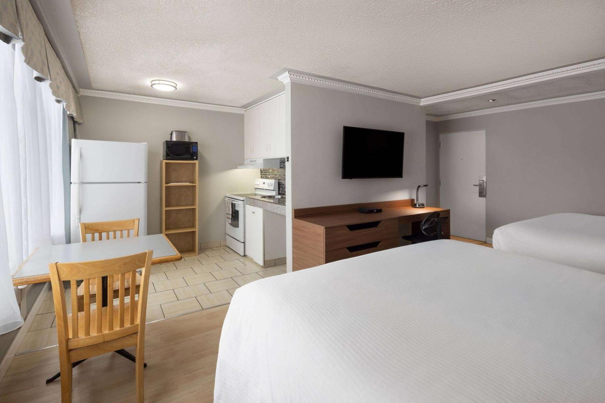Baymont By Wyndham Edson Hotel Kültér fotó